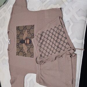 GG Taupe Bee Print Lounge Set